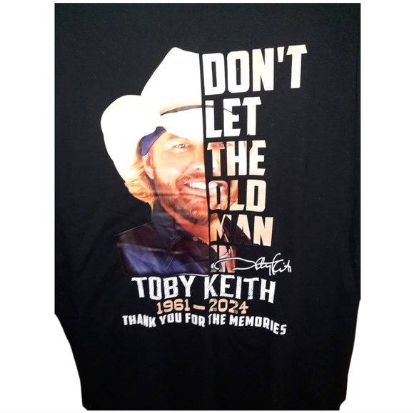 NWOT Toby Keith Black Graphic T-Shirt 1961-2024 Size 2XL - Picture 2 of 8